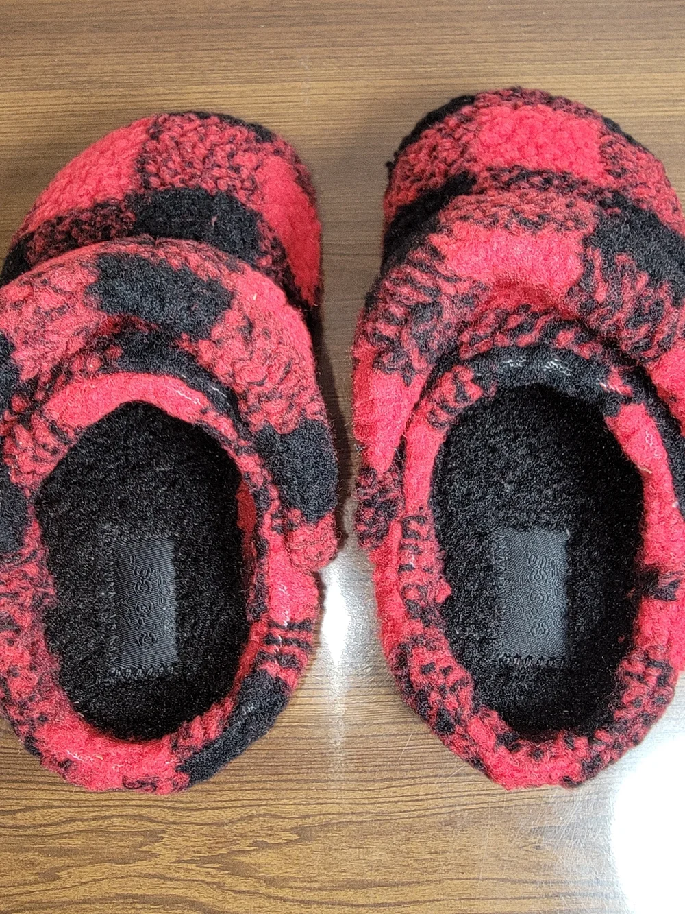 CROCS Kids Red and Black Buffalo Check Slippers - Size 10 Toddler